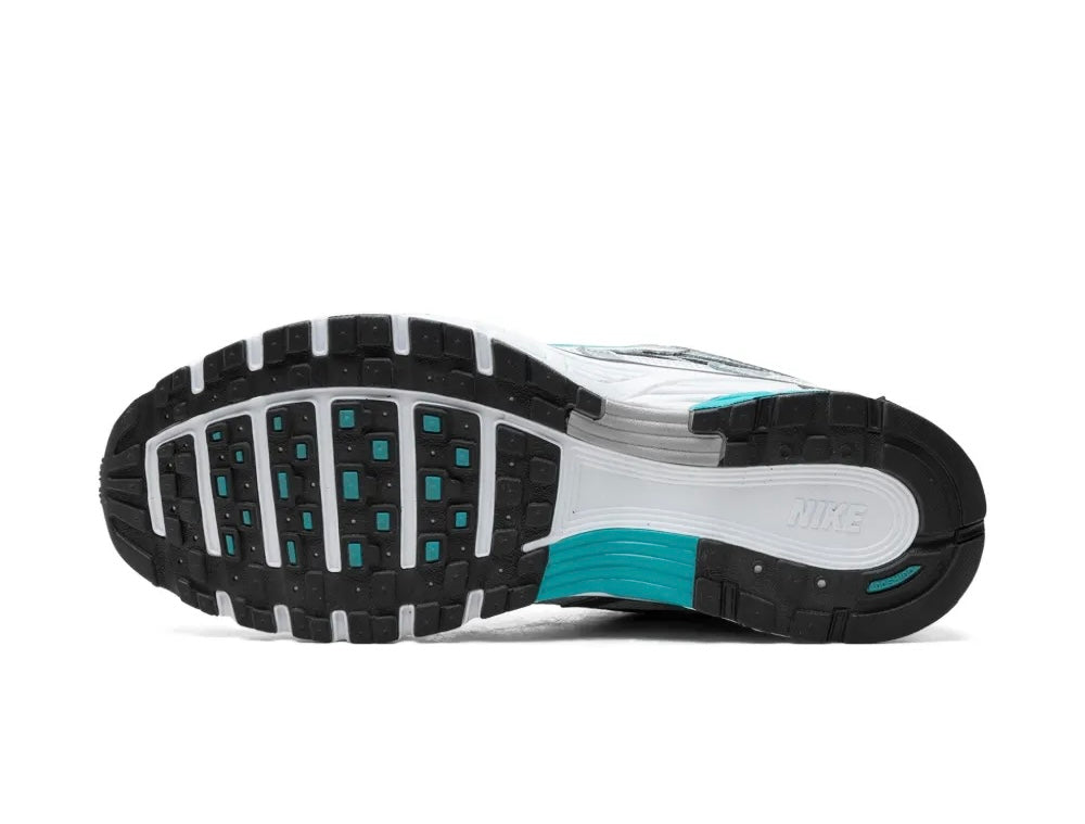 NIKE P6000 PLATEADO/AZUL