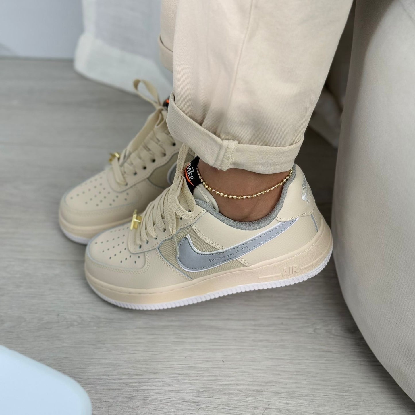 NIKE AIR FOR ONE BEIGE