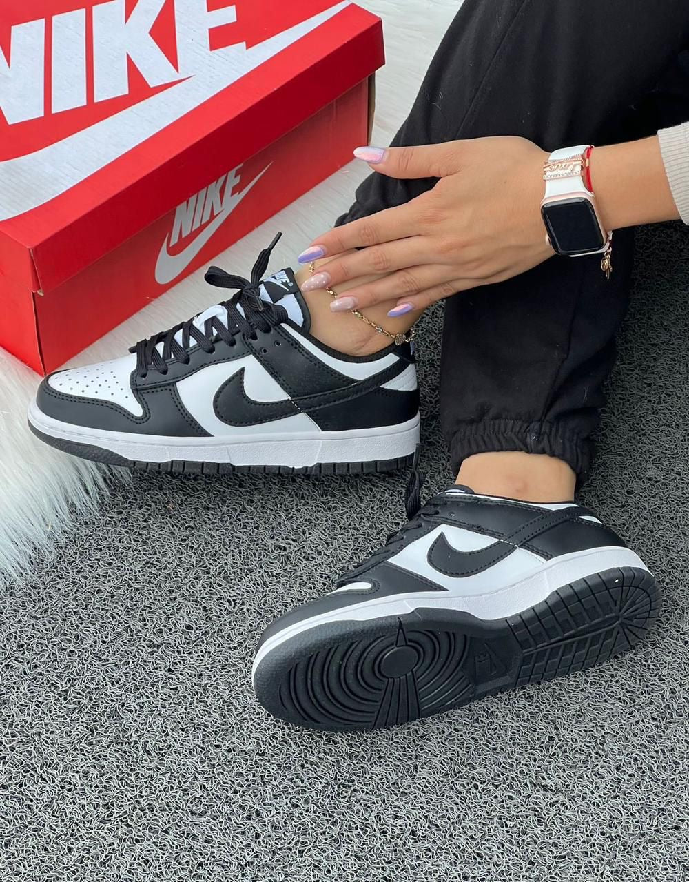 NIKE SB LOW PANDA NEGRO - BLANCO