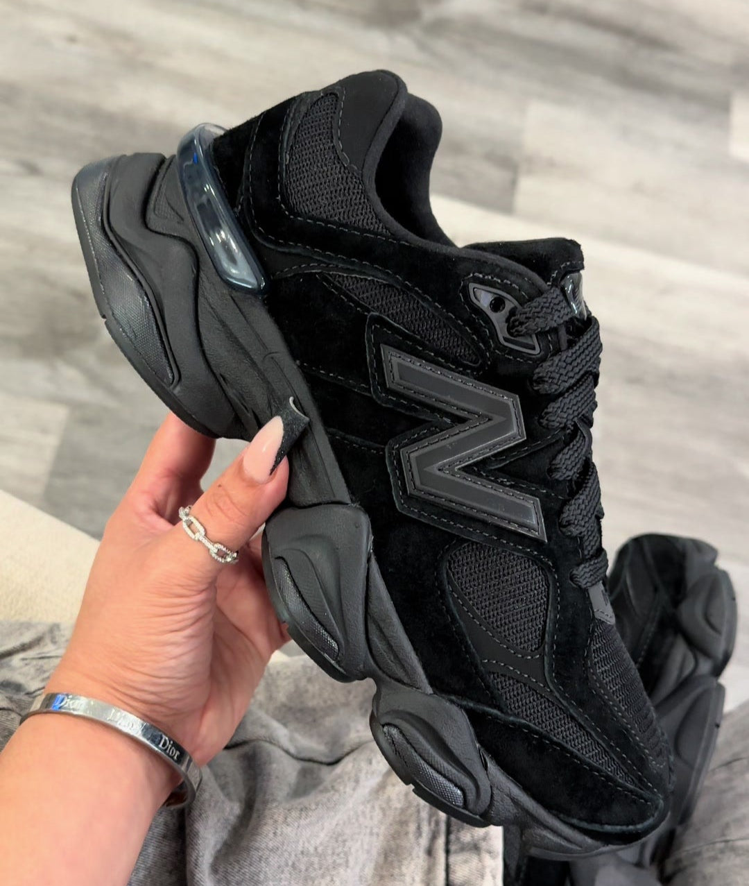 NEW BALANCE 9060 NEGRO