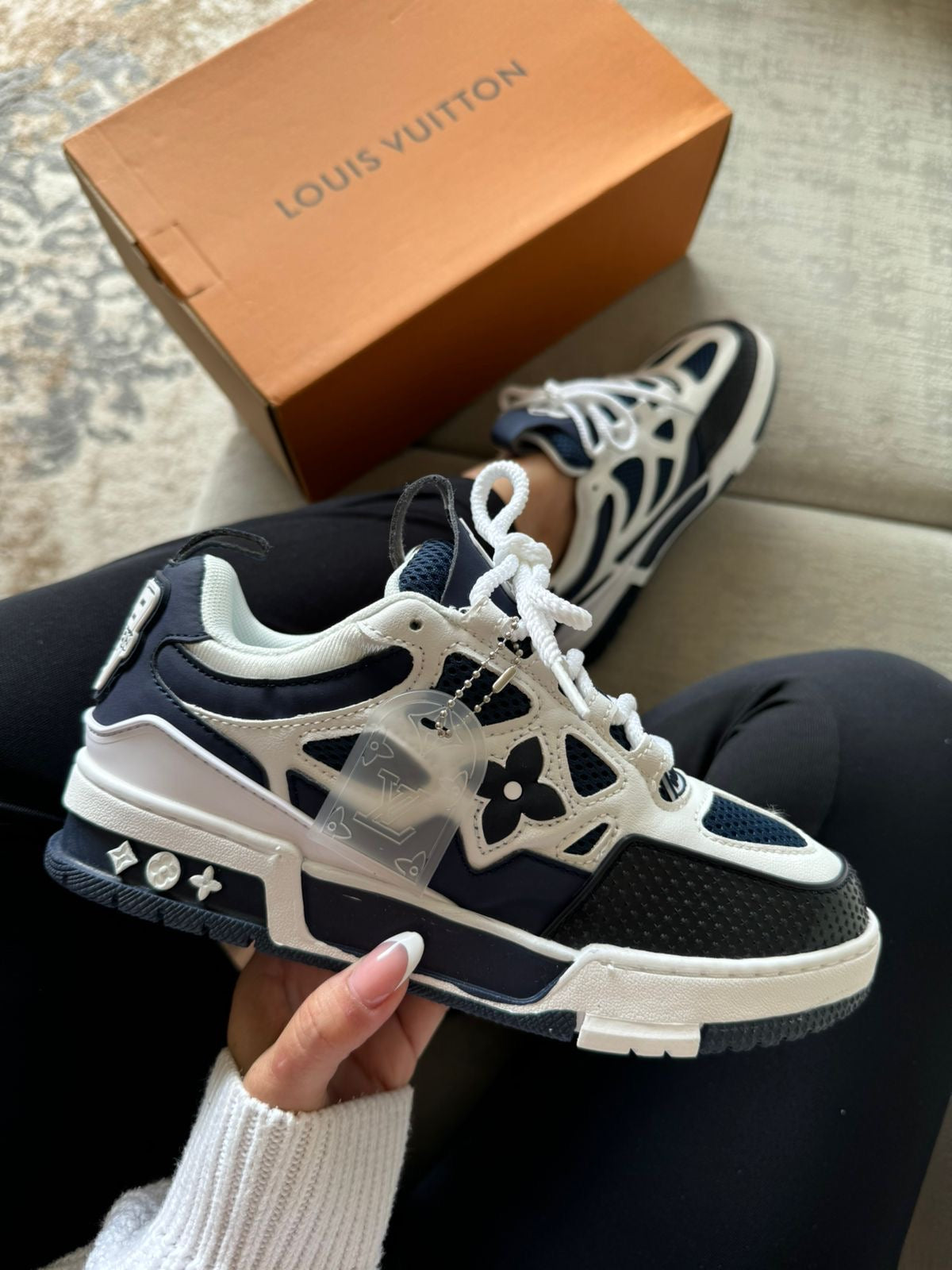 LOUIS VUITTON SKATE AZUL - BLANCO