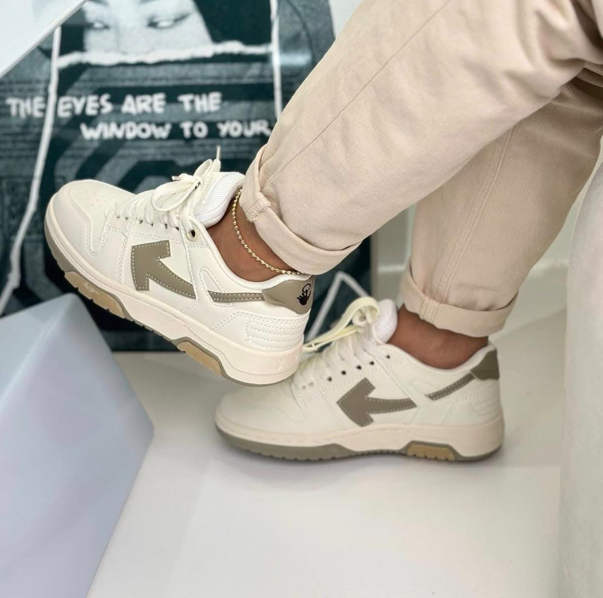 OFF-WHITE BLANCO - BEIGE