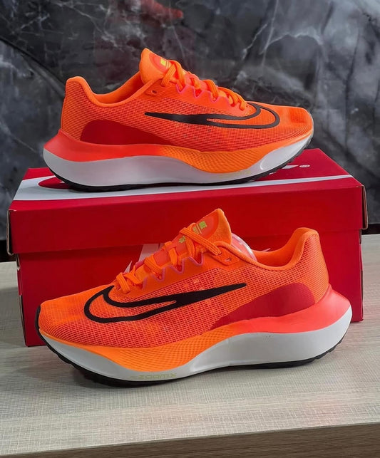 NIKE ZOOM FLY 5 NARANJA