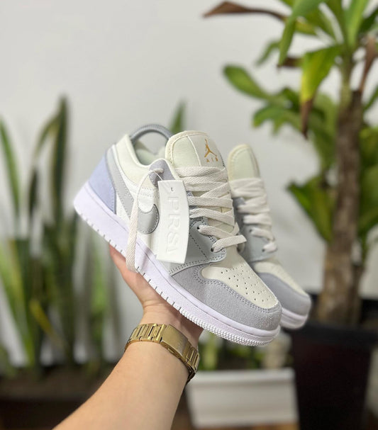 NIKE JORDAN PARIS LOW GRIS - BLANCO
