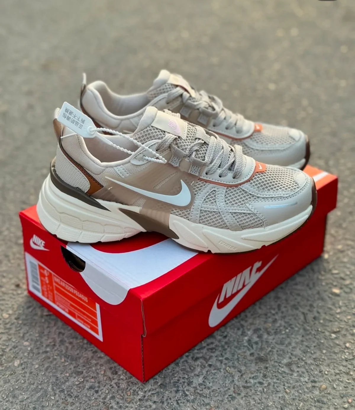 NIKE V2K