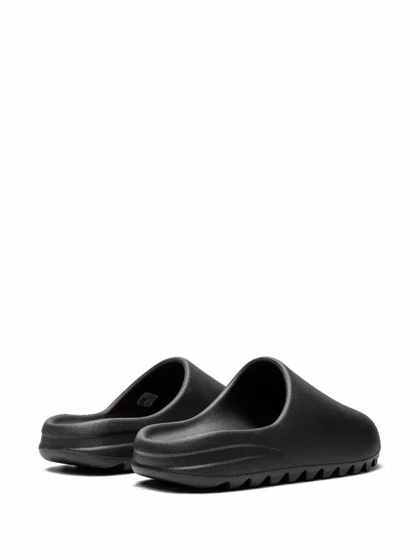YEEZY SLIDE NEGRO