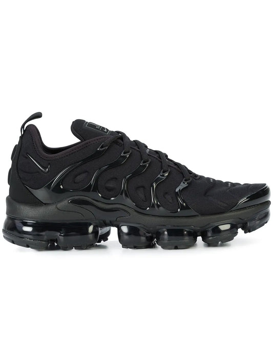 NIKE TN AIR VAPORMAX PLUS TRIPLE BLACK