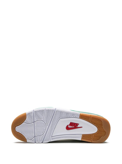 JORDAN RETRO 4 SB BLANCO / VERDE PINO
