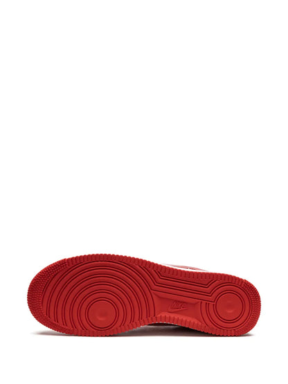 NIKE AIR FORCE 1 ROJO CLASICO