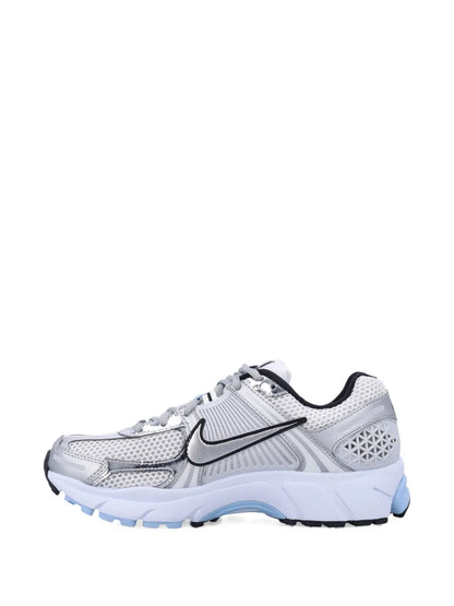 NIKE ZOOM VOMERO 5 PLATEADO / AZUL