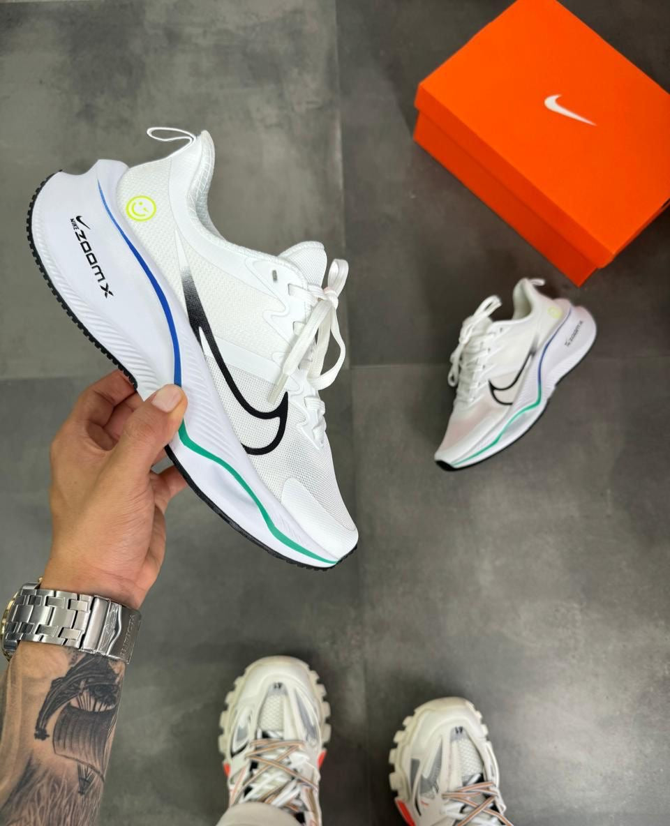 NIKE ZOOM CARITA BLANCO
