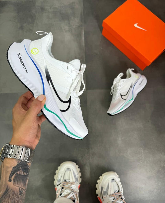 NIKE ZOOM CARITA BLANCO