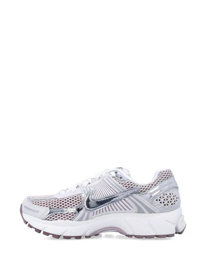 NIKE ZOOM VOMERO 5 BLANCO / PLATEADO / LILA