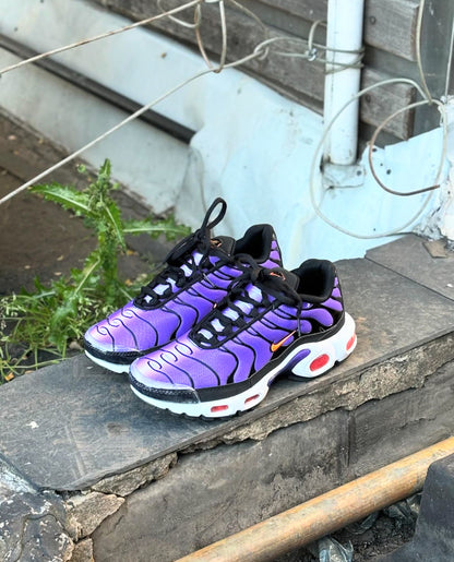 NIKE TN MORADO