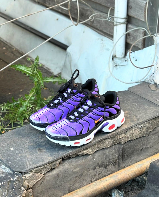 NIKE TN MORADO