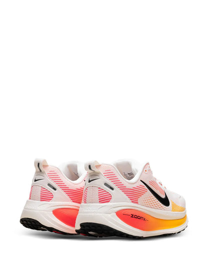NIKE VOMERO 18 NARANJA / BLANCO