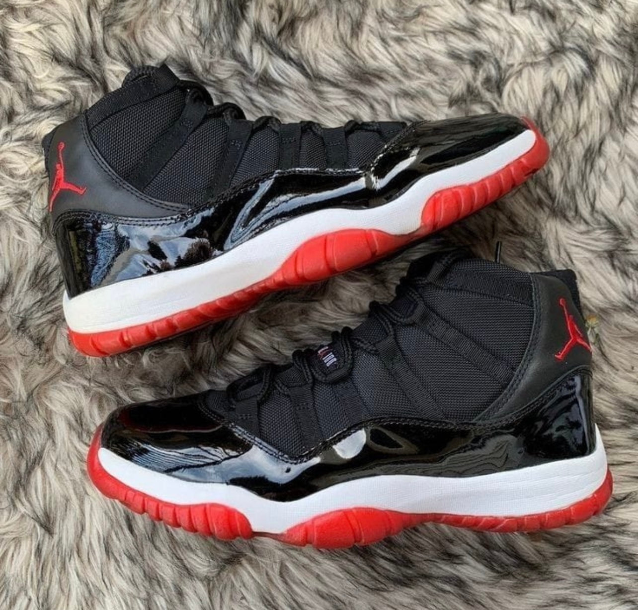 NIKE JORDAN RETRO 11 BRED