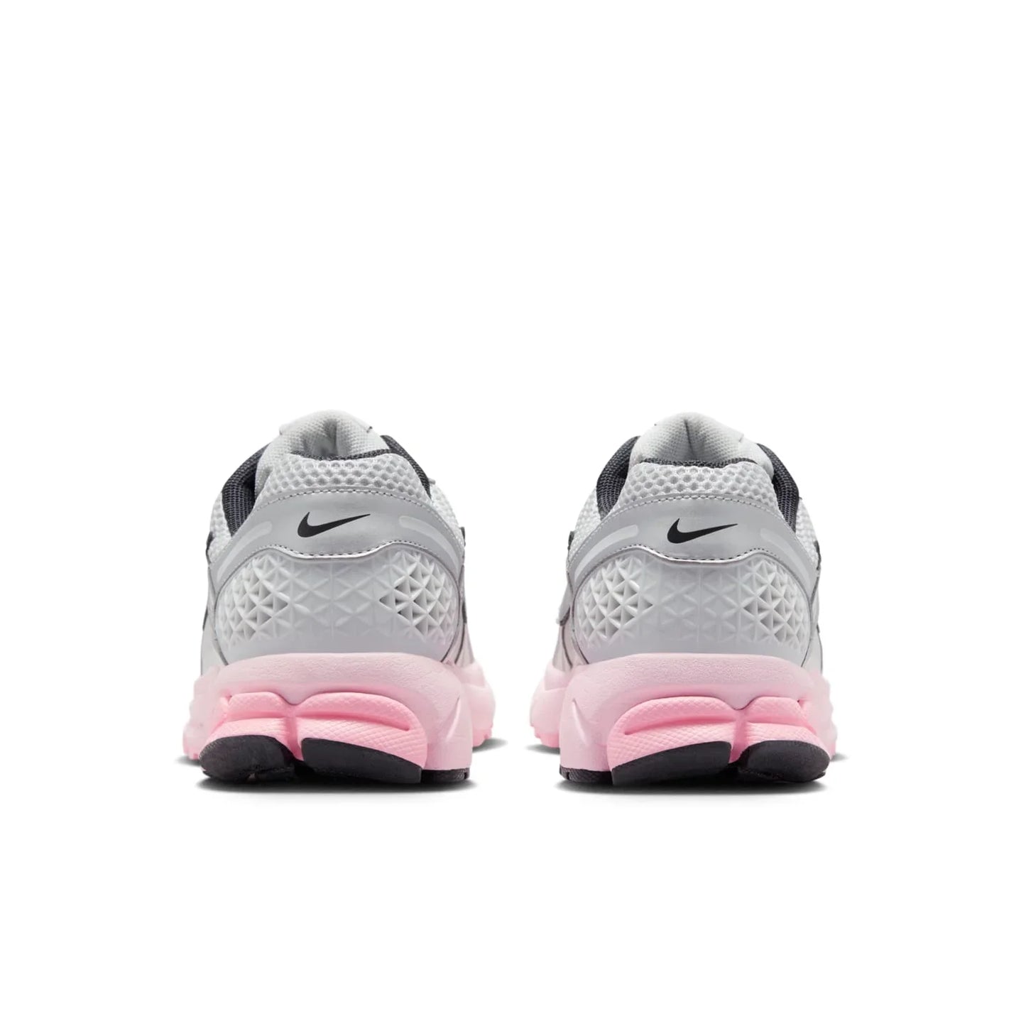 NIKE ZOOM VOMERO 5 PLATEADO / ROSADO