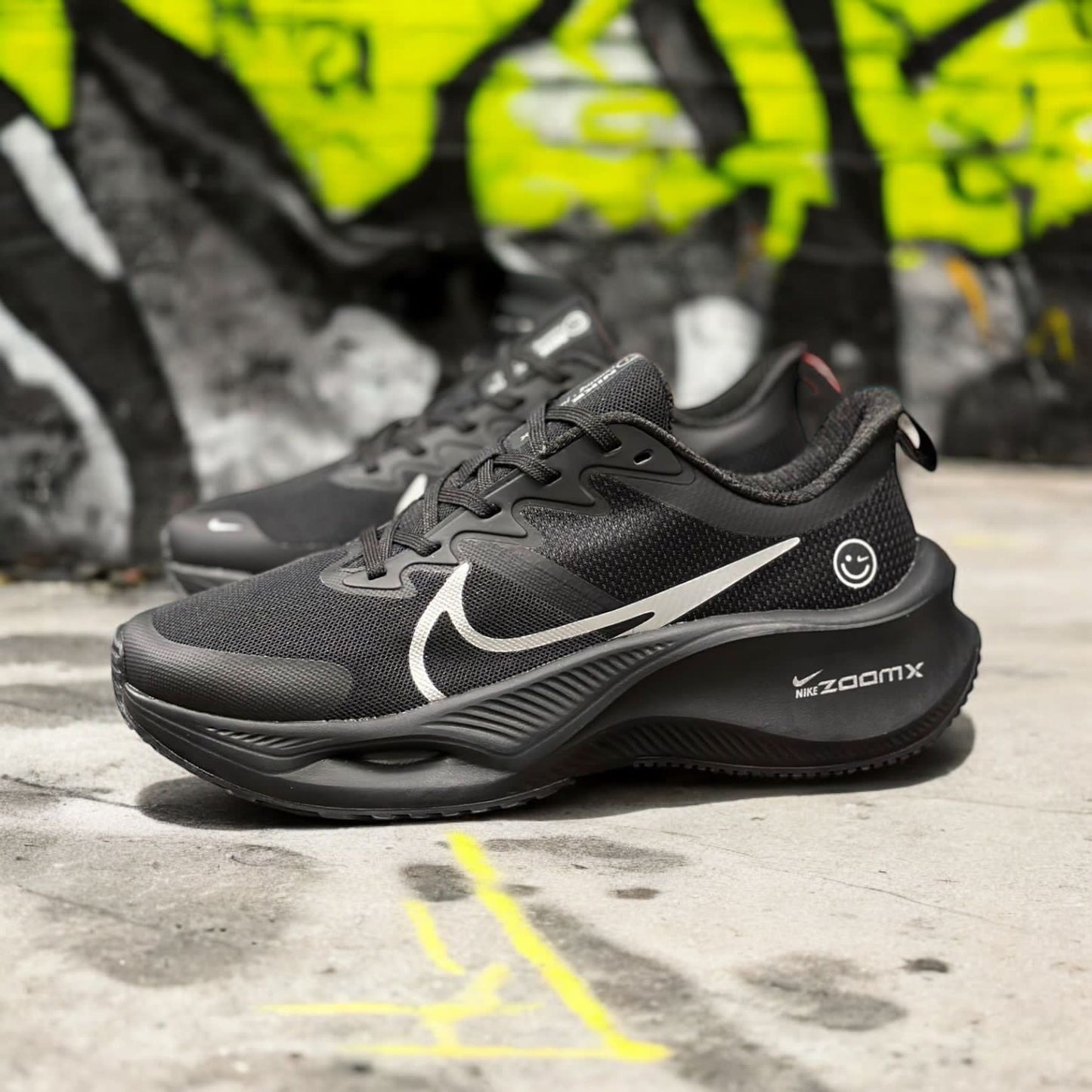NIKE ZOOM CARITA NEGRO