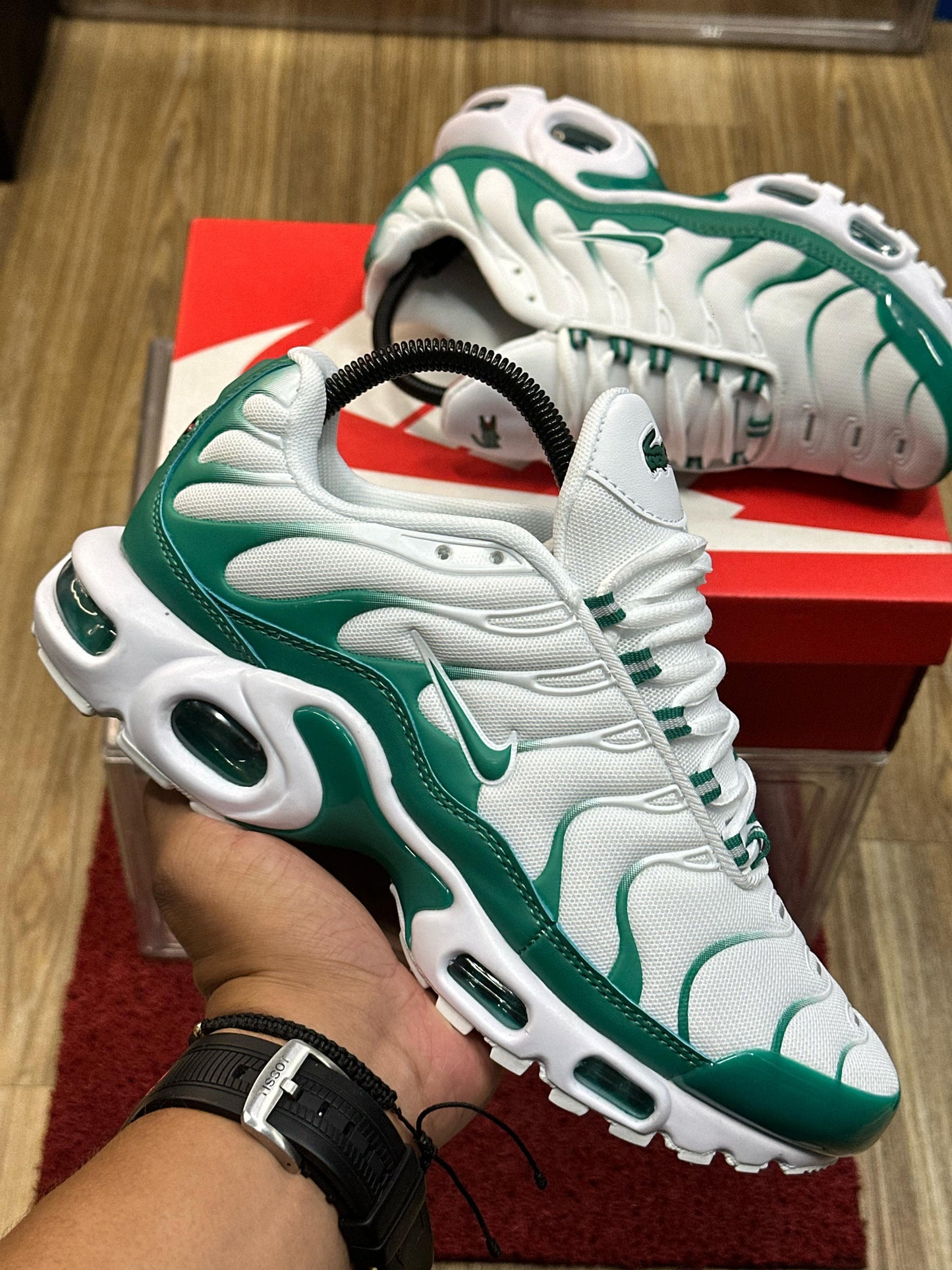 NIKE TN LACOSTE