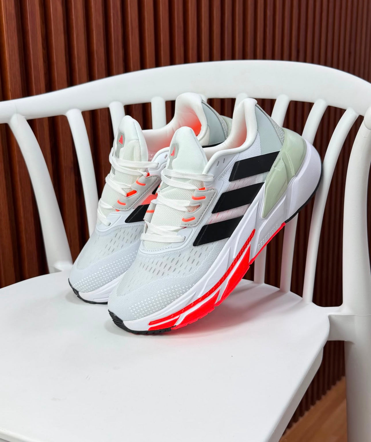 ADIDAS ADISTAR BLANCA / ROJA