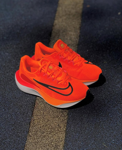 NIKE ZOOM FLY 5 NARANJA