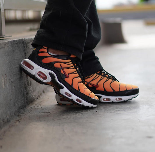NIKE TN NARANJA