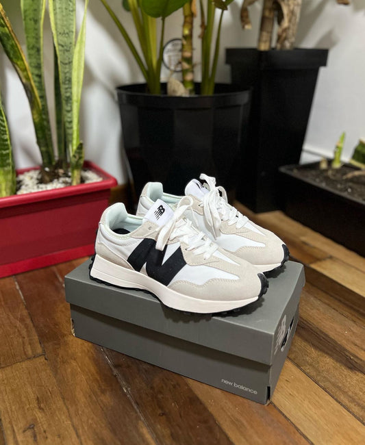 NEW BALANCE 327 BLANCO - NEGRO