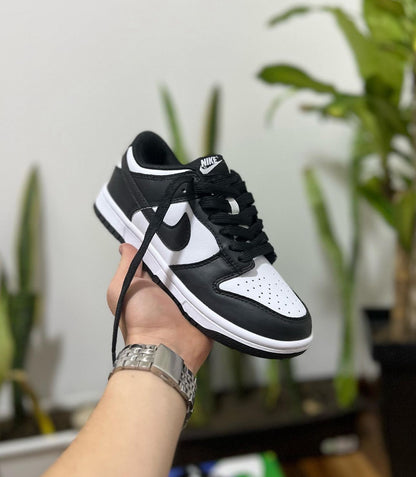 NIKE SB DUNK NEGRO BLANCO – Tennis Premium - Main Image