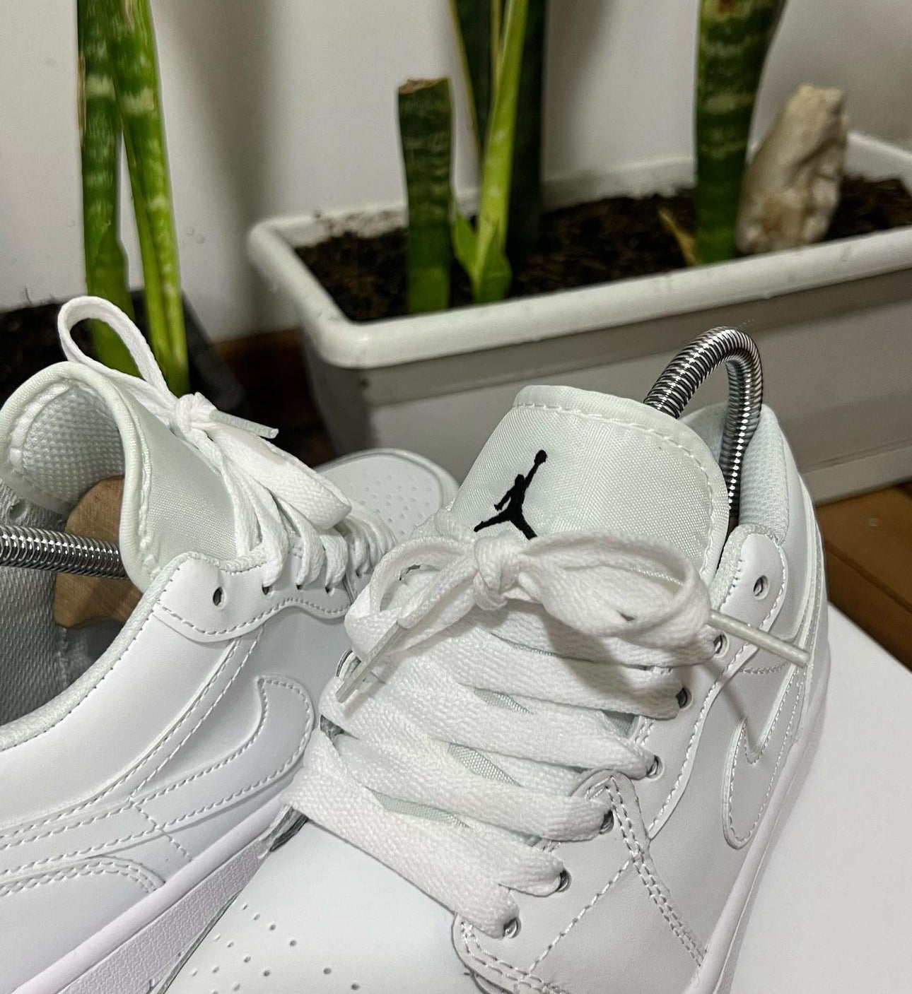 NIKE JORDAN BLANCO