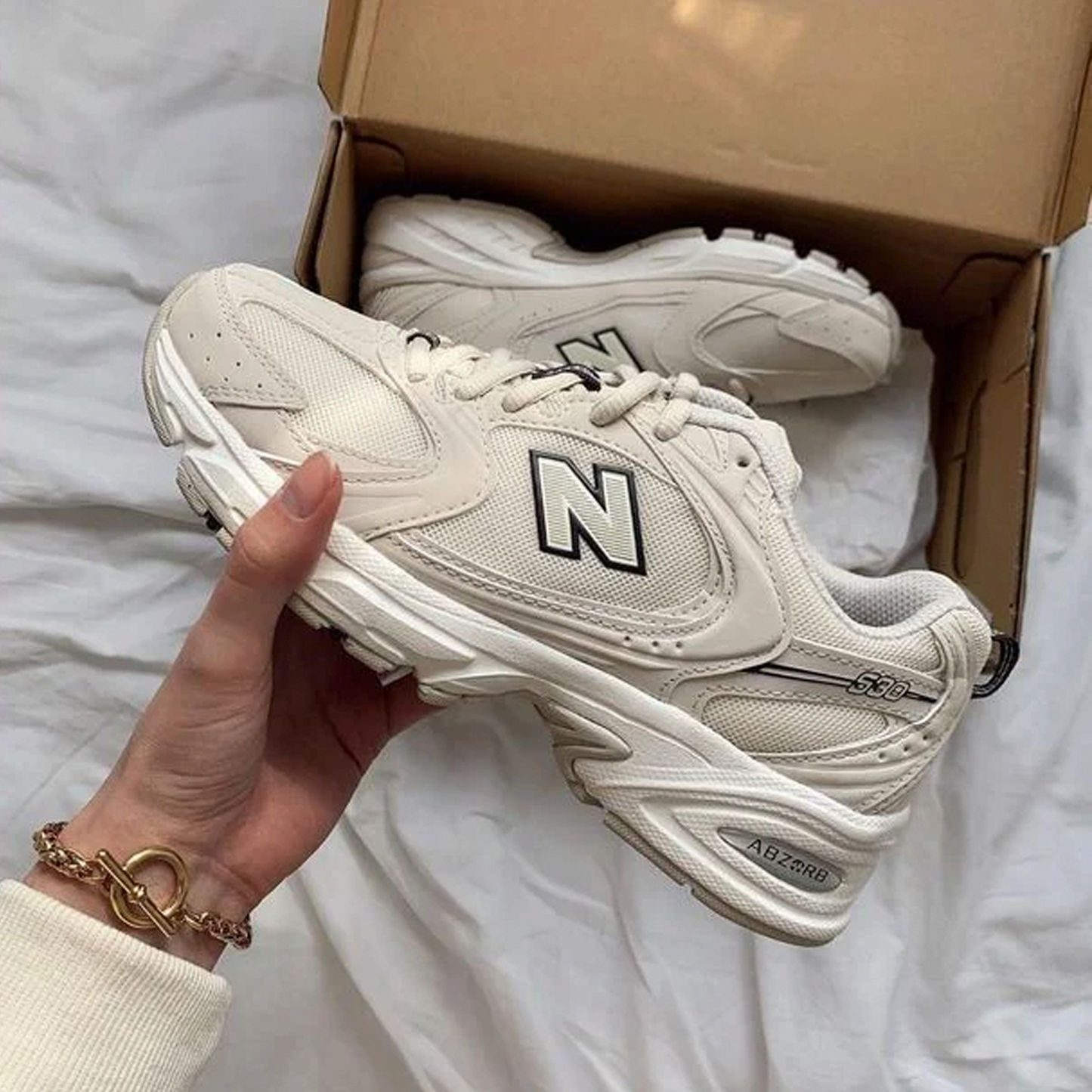 NEW BALANCE 530 - IVORY
