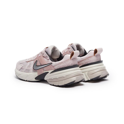 NIKE V2K RUN ROSA