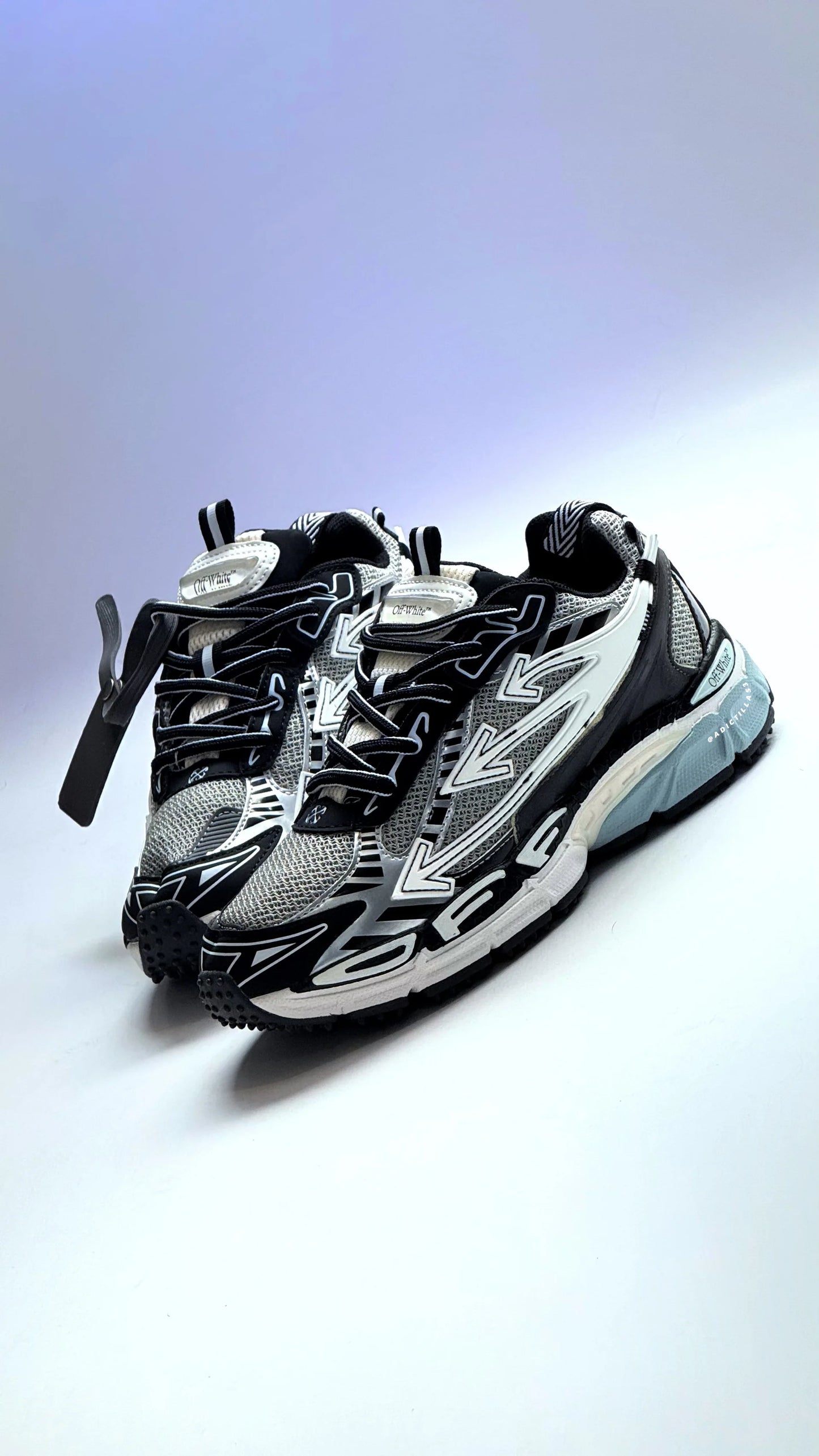 OFF-WHITE  BER NEGRO