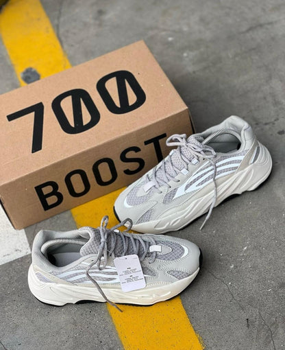 ADIDAS YEEZY 700 V2 STATIC
