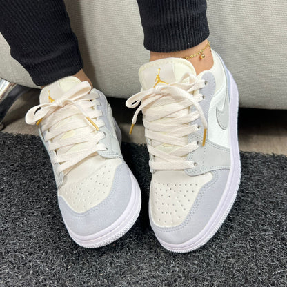 NIKE SB RETRO PARIS