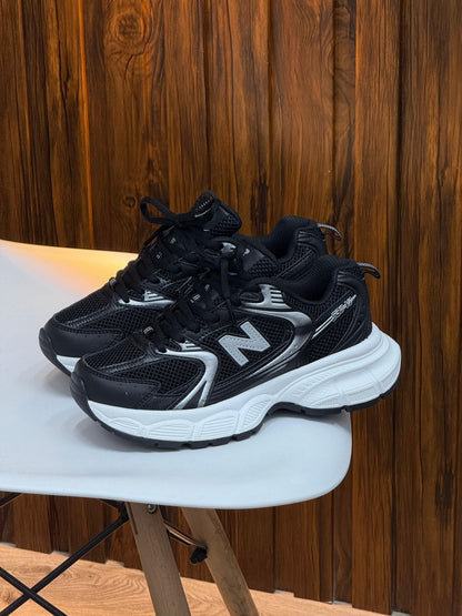 NEW BALANCE 530 V2 NEGRO