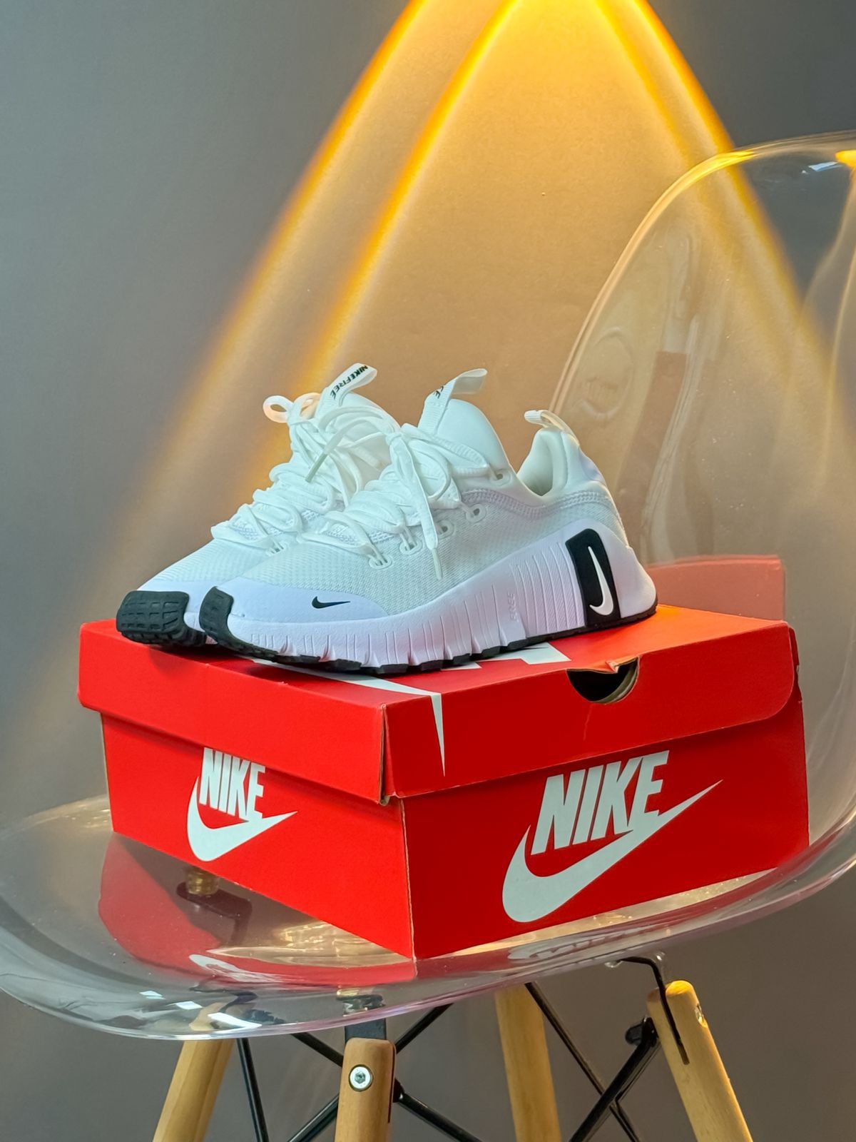 NIKE FREE METCON 6 BLANCO / NEGRO