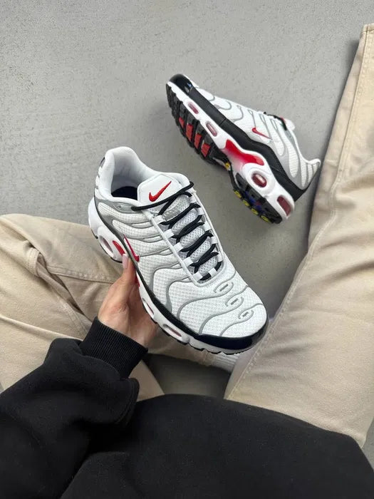 NIKE TN BLANCO CHULO ROJO
