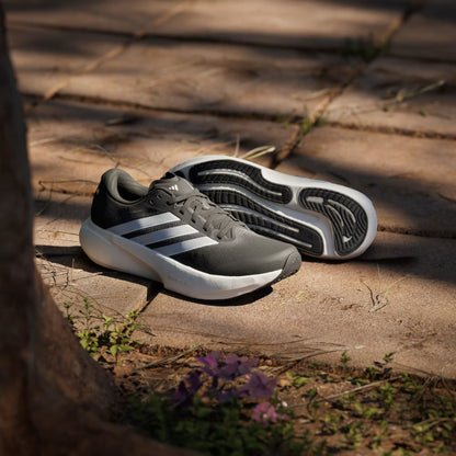 ADIDAS ADIZERO SUPERNOVA NEGRO / BLANCO