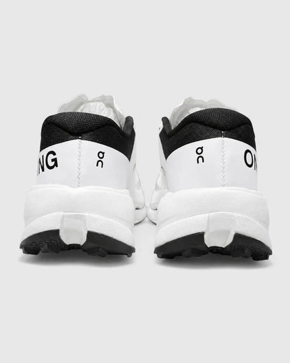 ON RUNNING CLOUD ULTRA 3 BLANCO / NEGRO