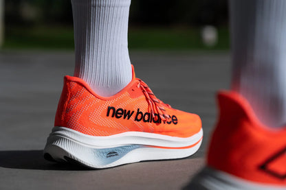 NEW BALANCE FUELCELL TRAINER V2
