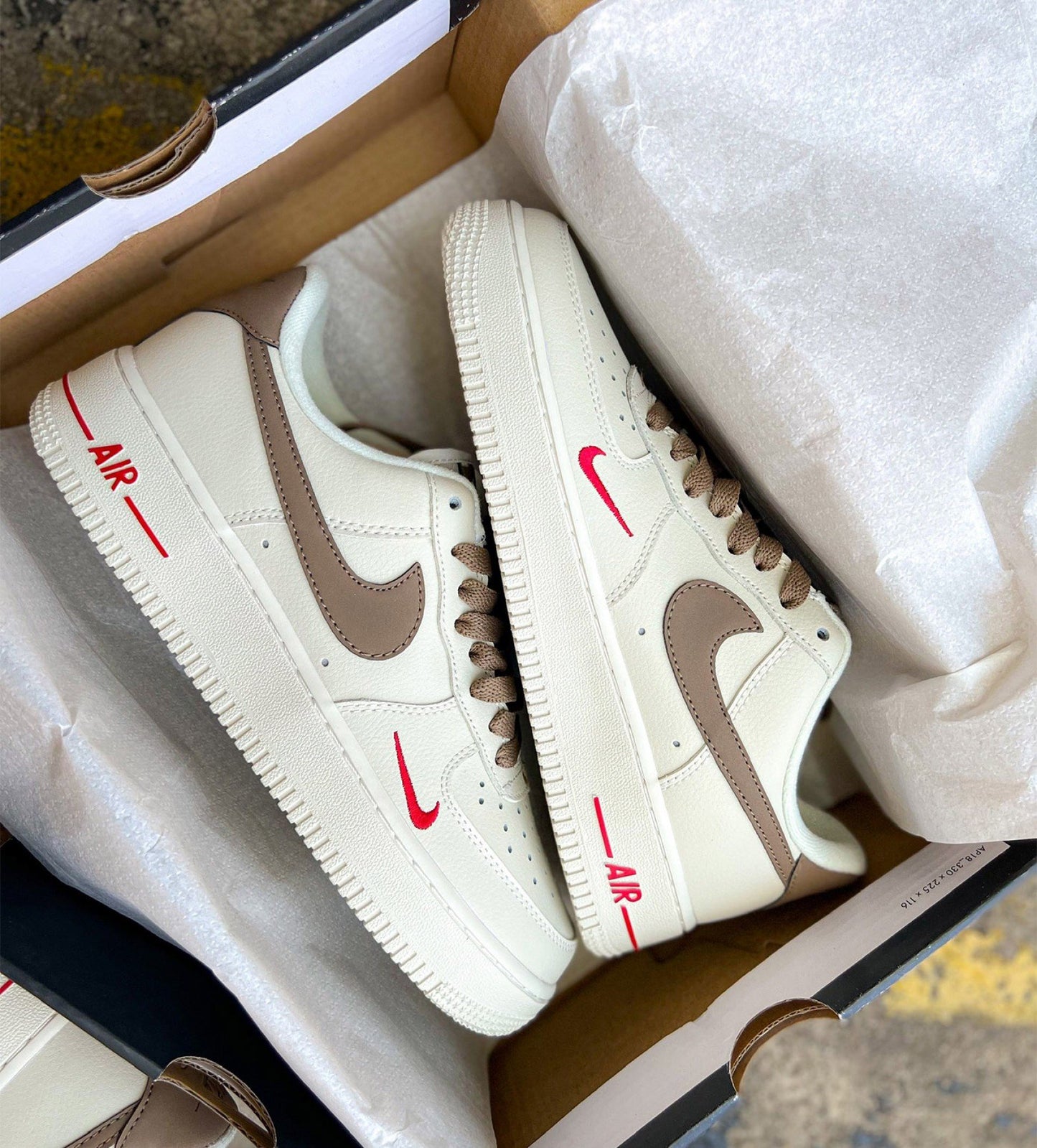 AIR FOR ONE BEIGE - CAFE