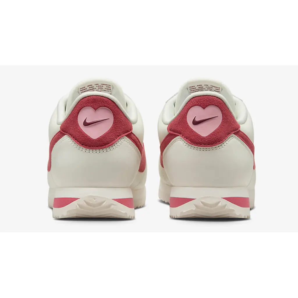 NIKE P6000 CORTEZ - BLANCO / ROSA - SAN VALENTIN