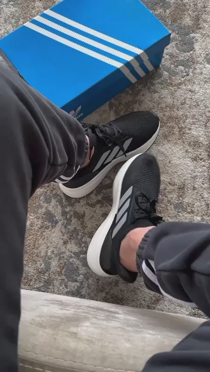 ADIDAS ULTRABOOST 5 NEGRO - GRIS